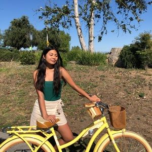 Meet your Posher, Alyssa